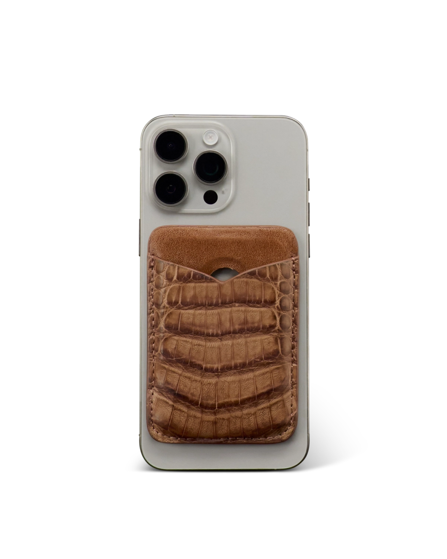 Caiman MagSafe Card Holder - Image 5