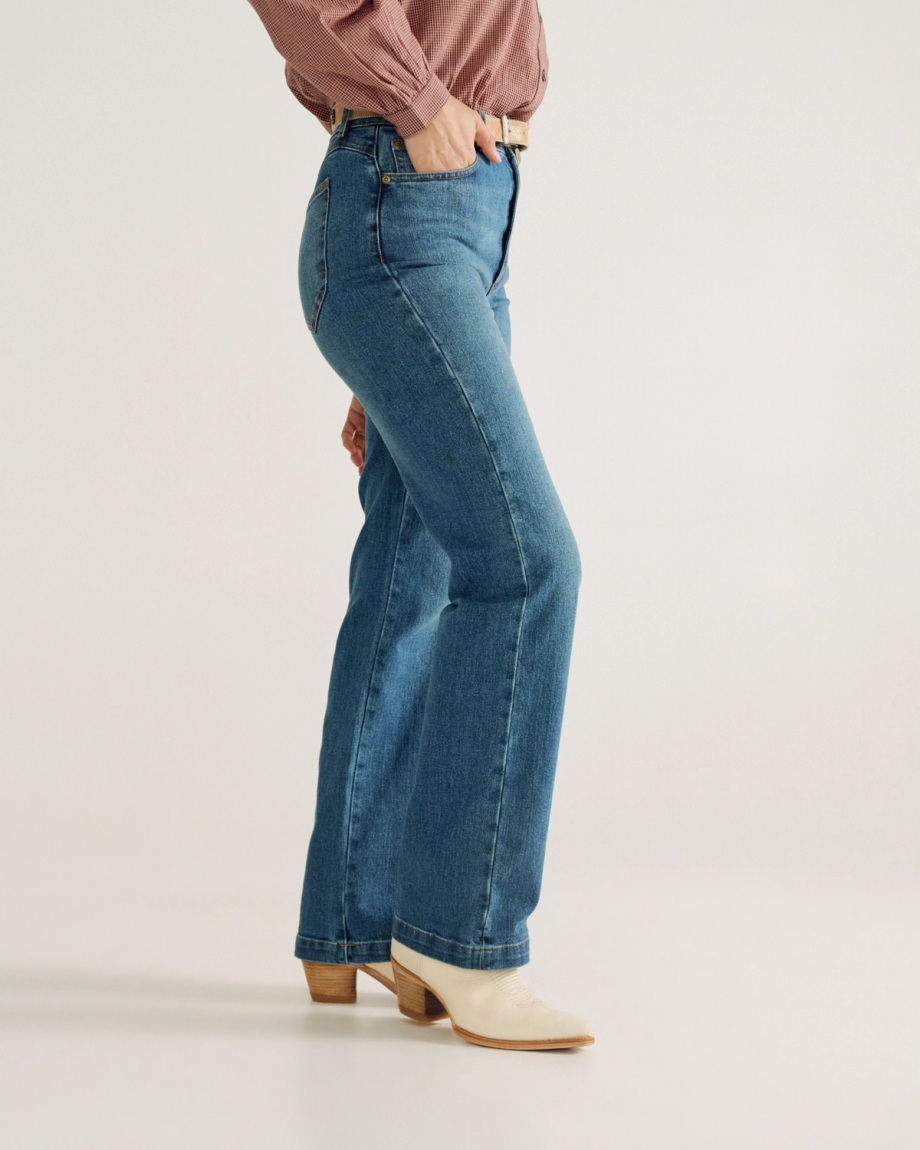 Women's Vintage High Rise Jean - Image 4