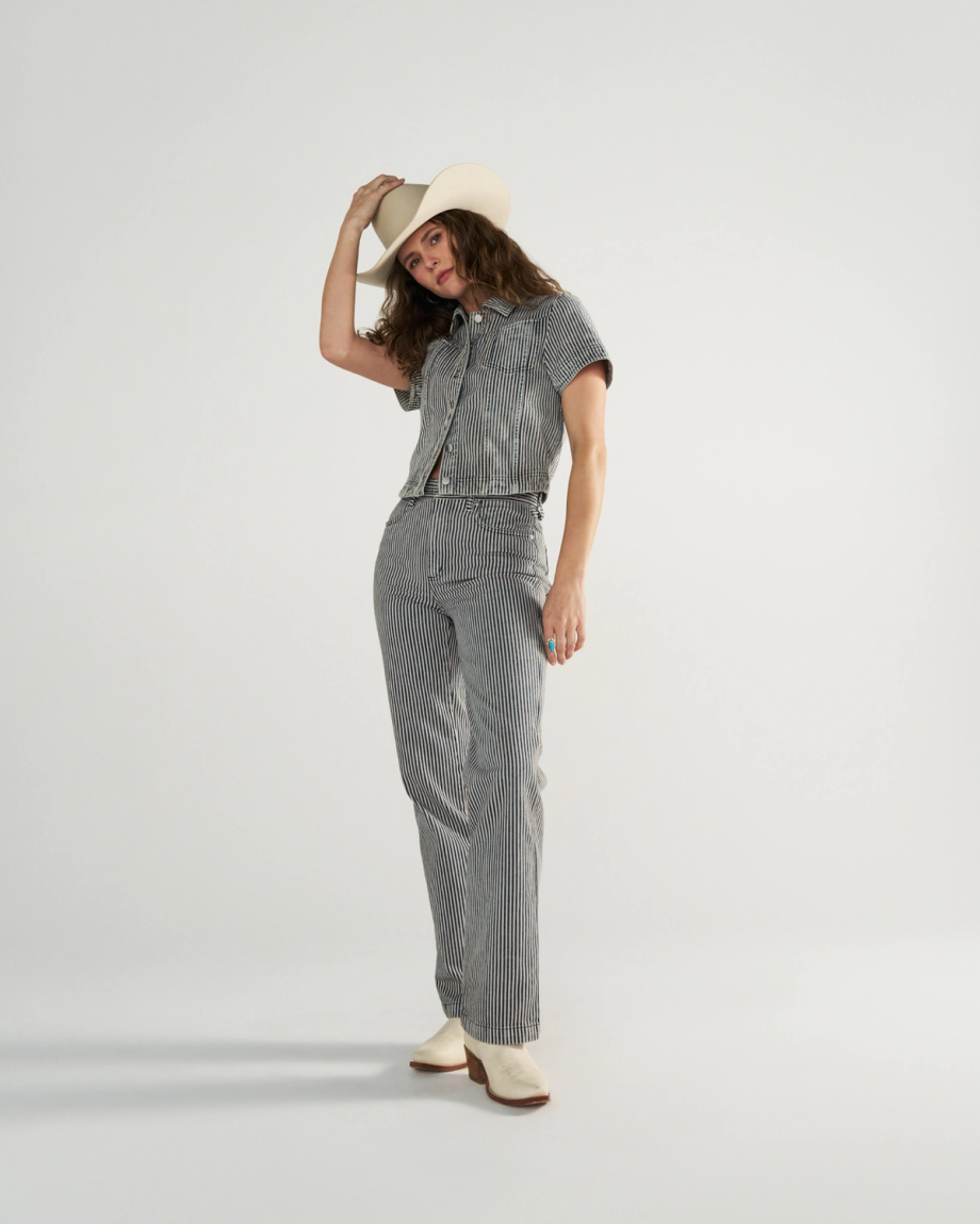 Women's Short Sleeve Denim Top - Image 10